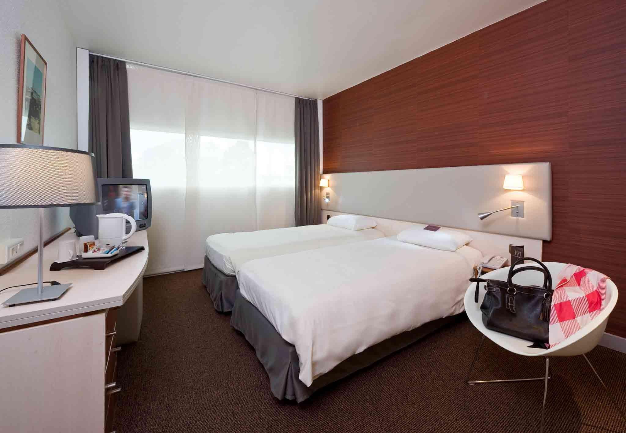 Mercure Paris Orly Airport Exterior photo